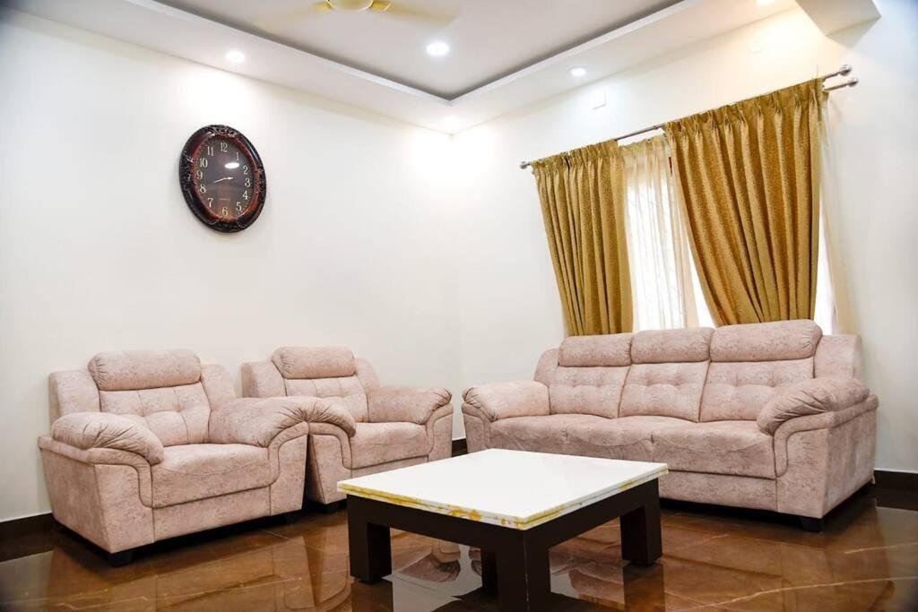 Nature Crafts Homestay Retreat มานิปาลา ภายนอก รูปภาพ