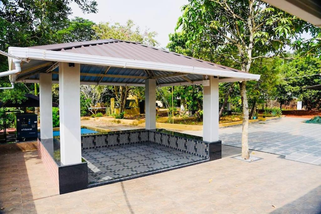 Nature Crafts Homestay Retreat มานิปาลา ภายนอก รูปภาพ